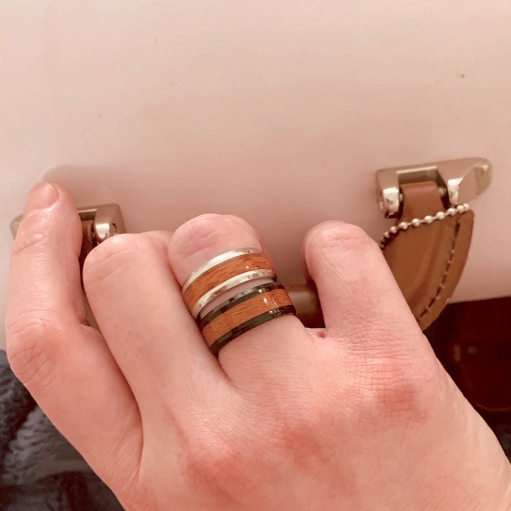 NWOT Minimalist Designer Stainless Steel Ring